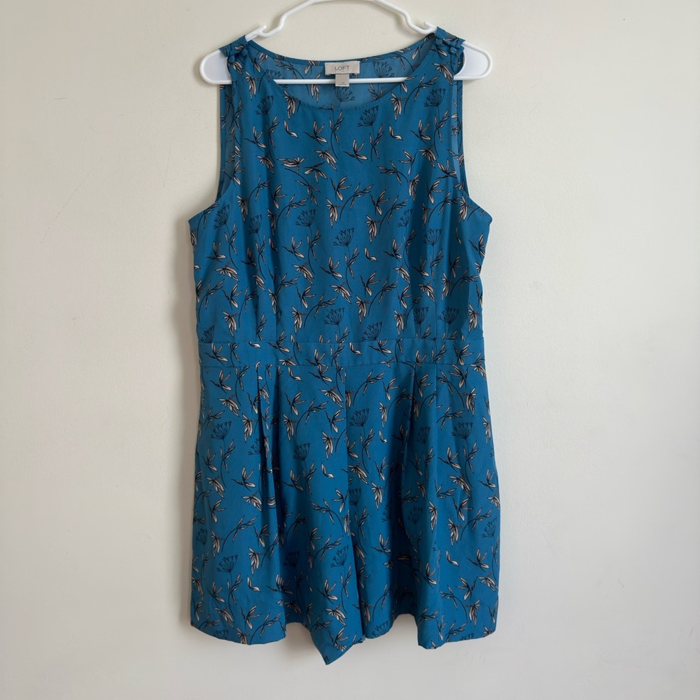 LOFT Floral Teal Romper Size 14 Sleeveless Pockets Zip Back Elegant